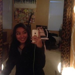 Meet your Posher, Alize